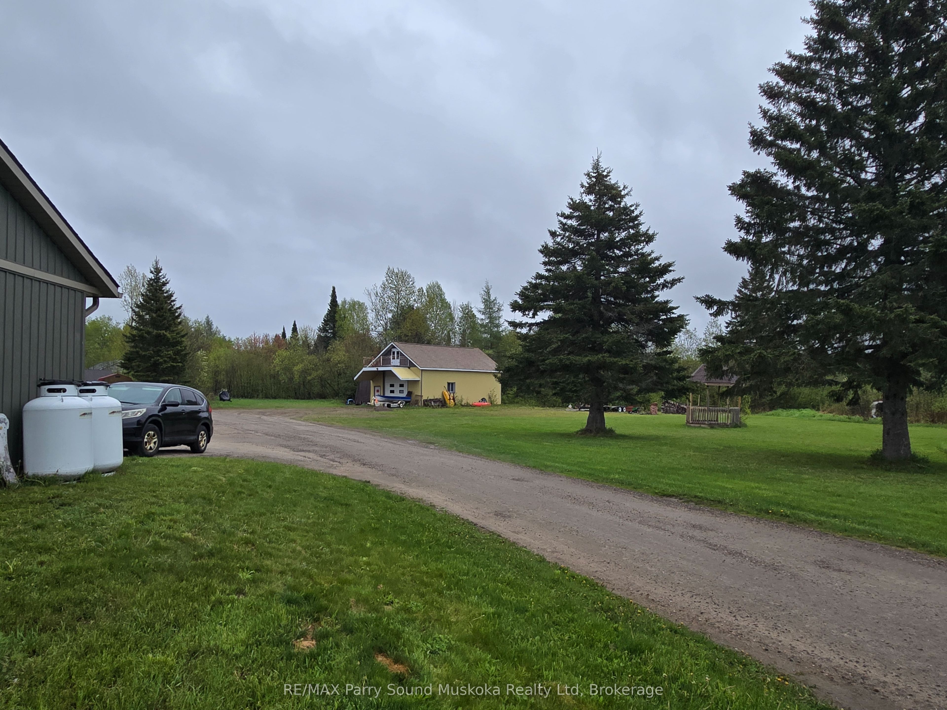 150 Main Street Property Photo 12