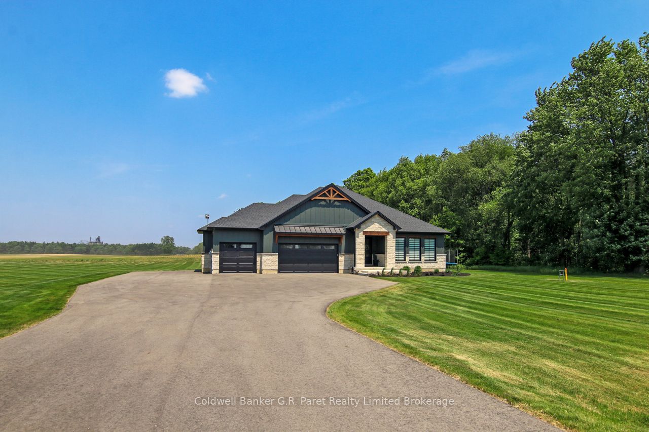 2521 Highway # 3 Highway Property Photo 2