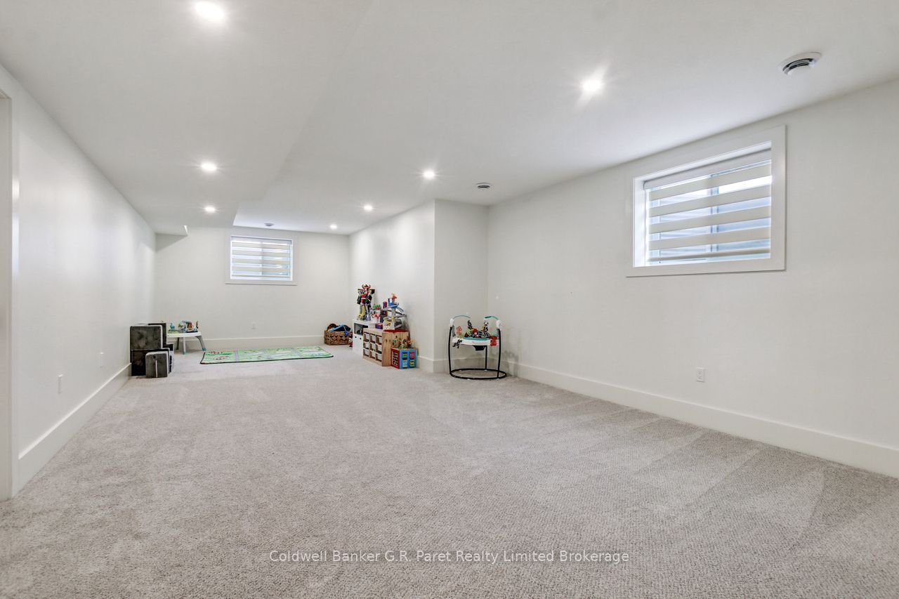 2521 Highway # 3 Highway Property Photo 29