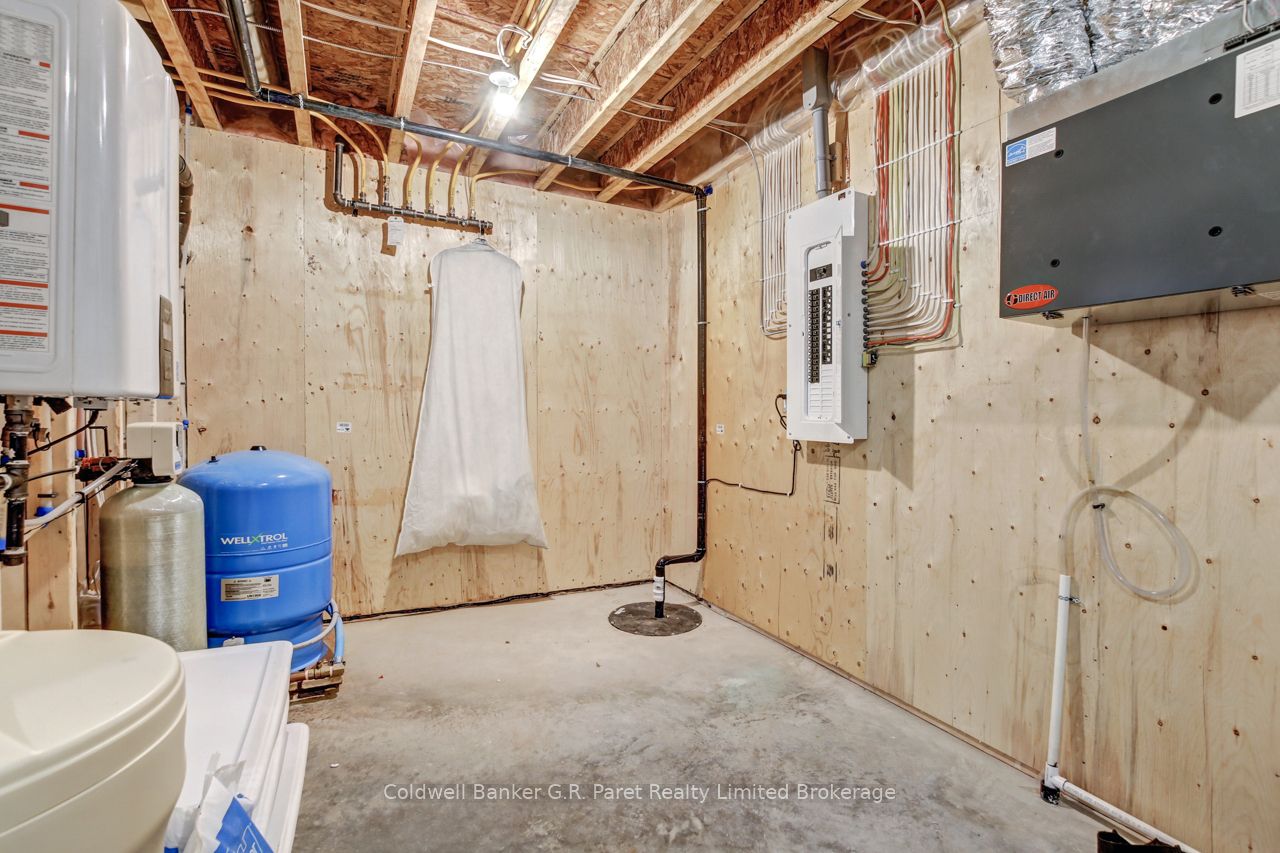 2521 Highway # 3 Highway Property Photo 36