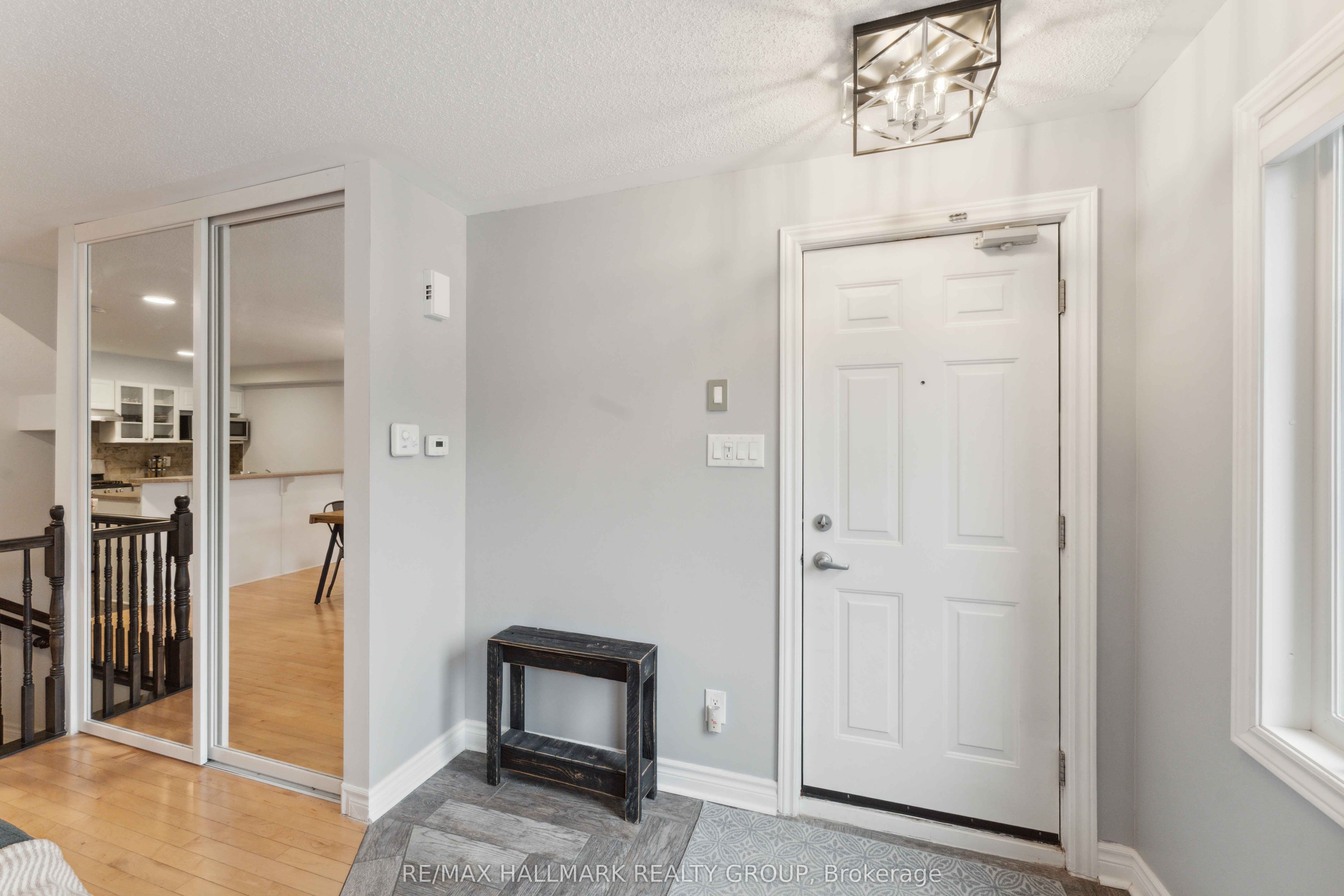 293a Titanium Private Property Photo 2