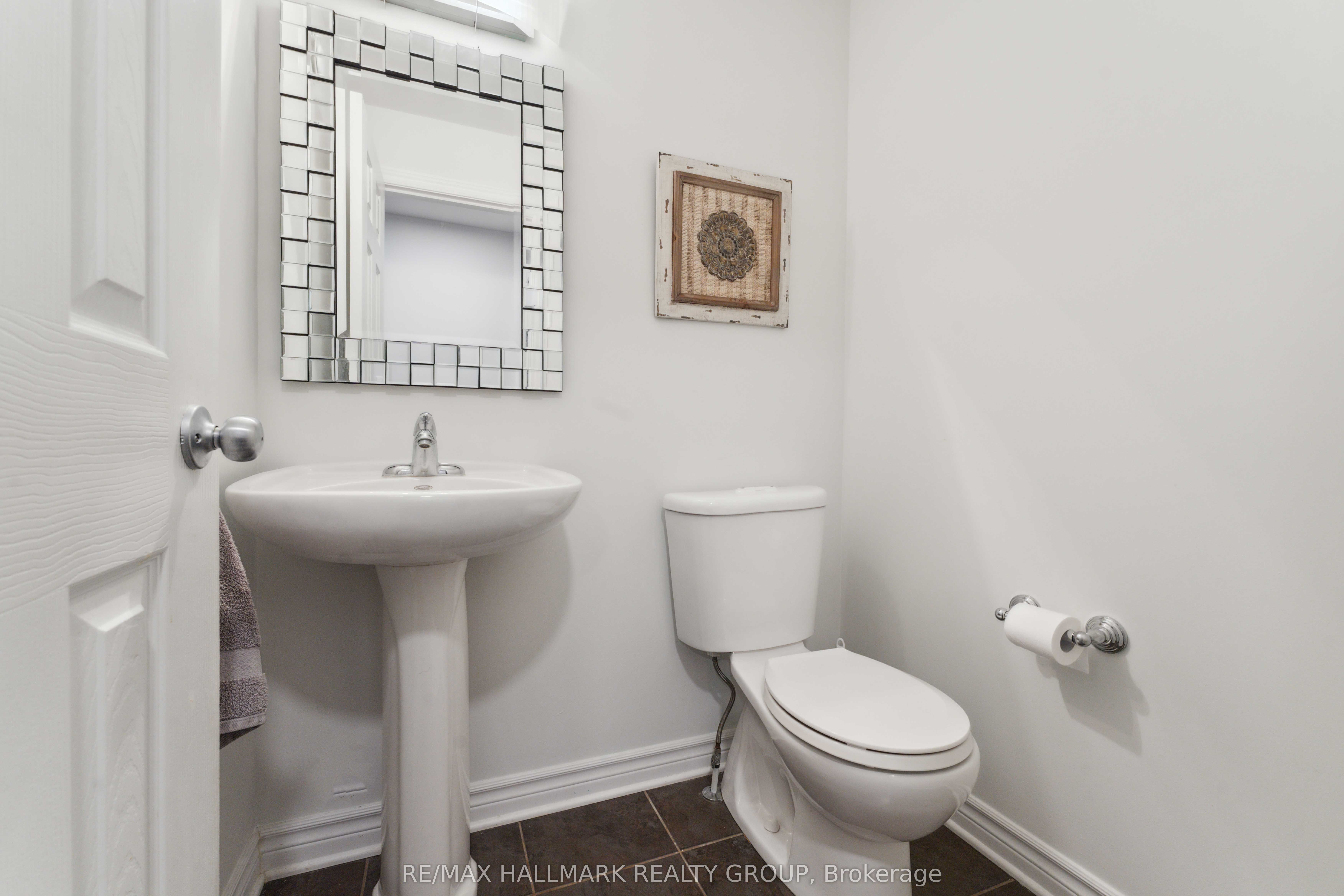 293a Titanium Private Property Photo 16