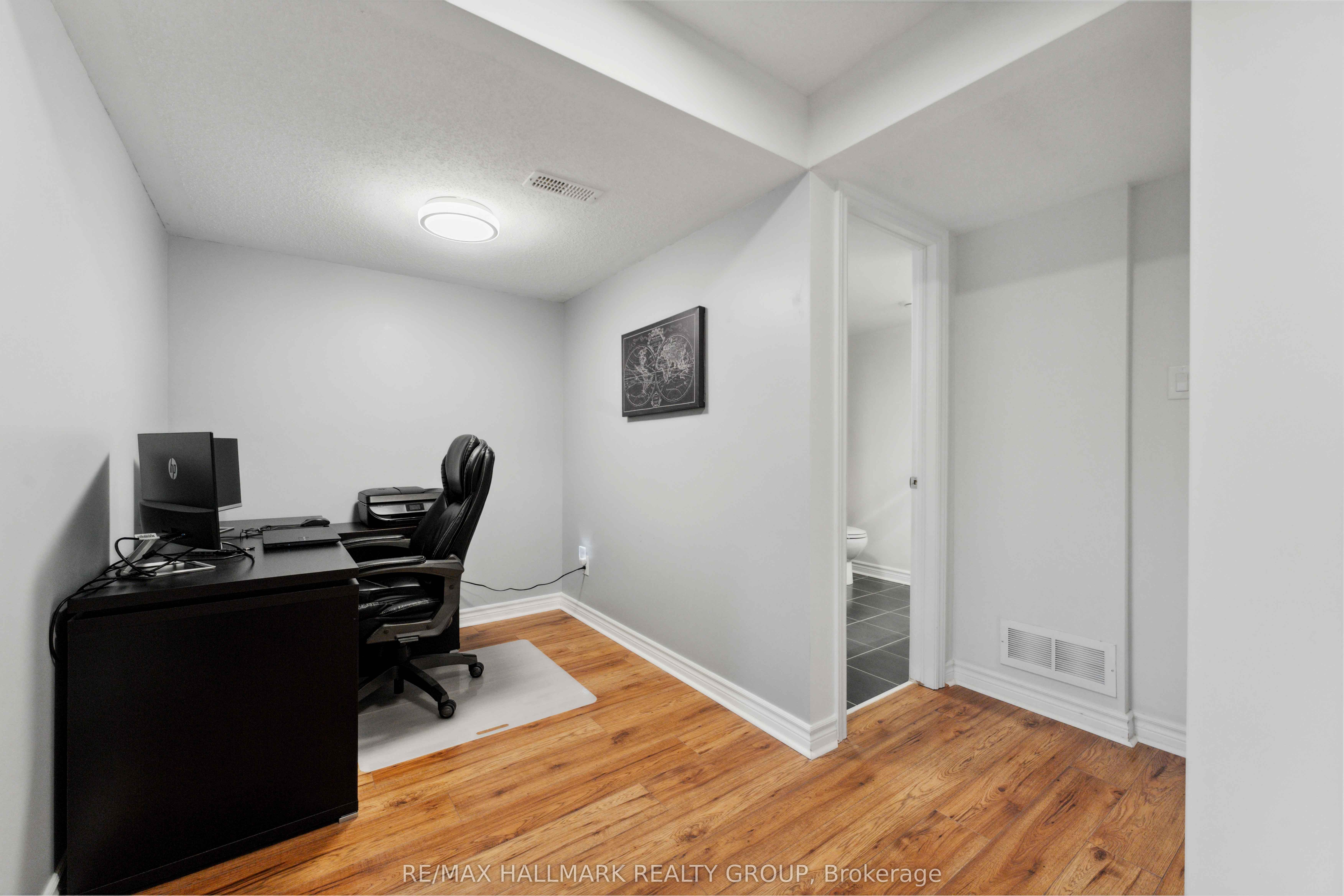 293a Titanium Private Property Photo 24