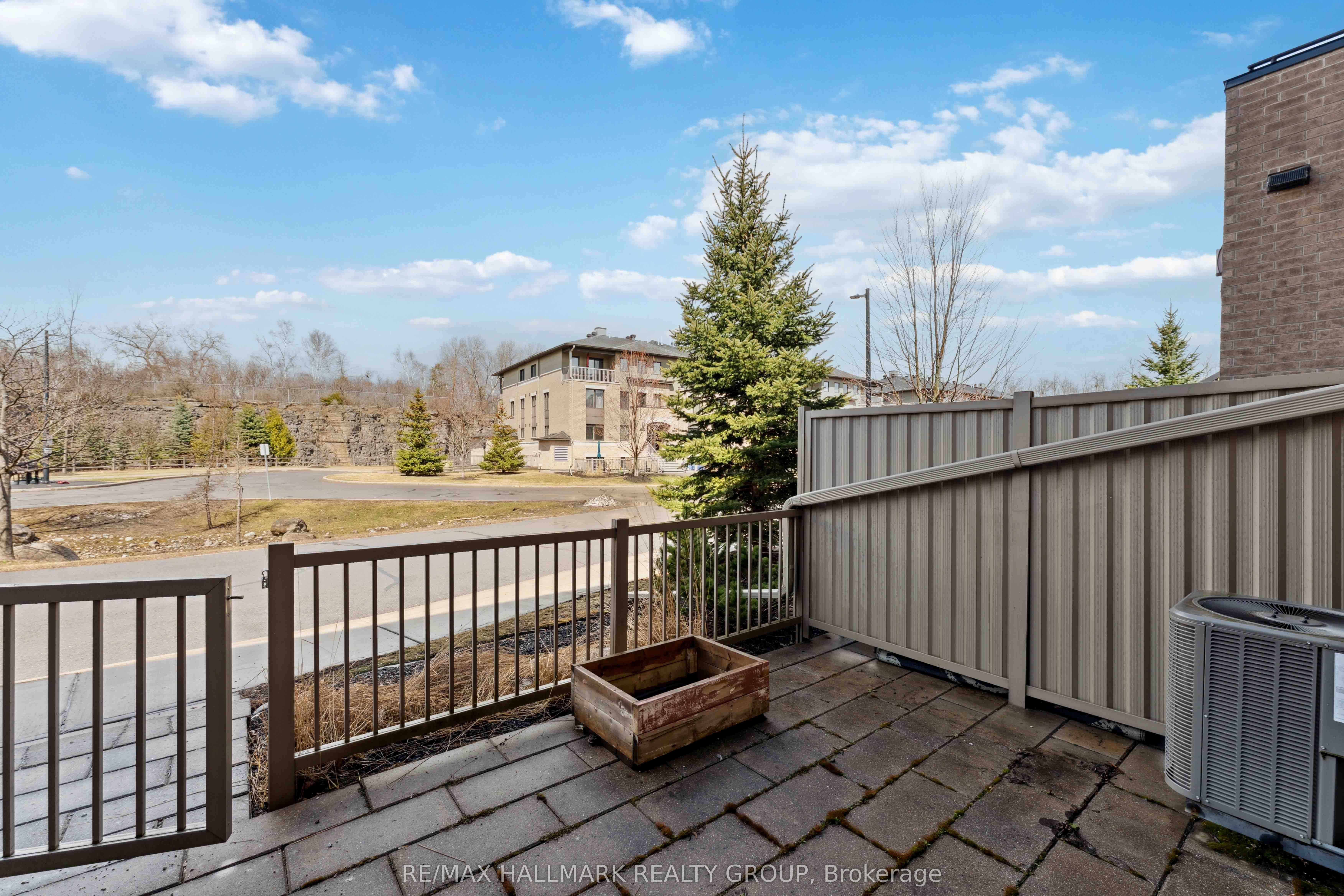 293a Titanium Private Property Photo 25