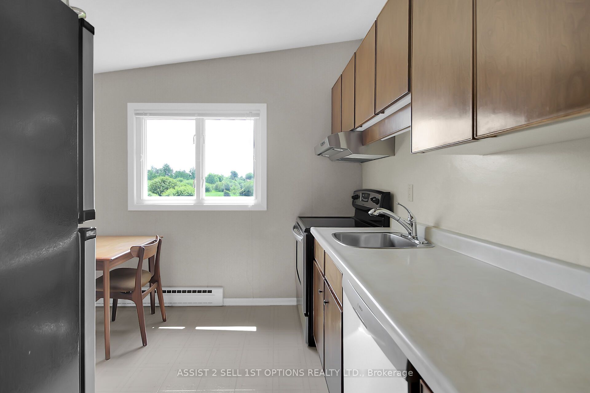 64 Sullivan Avenue Property Photo 11