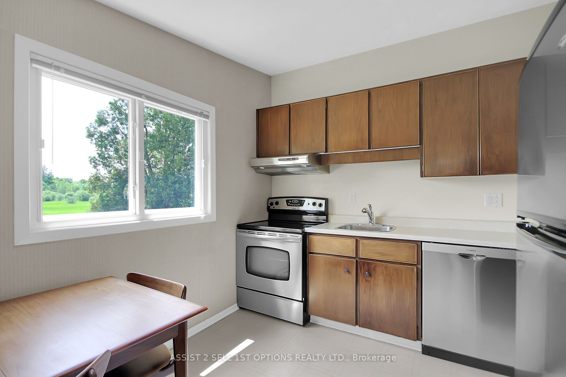 64 Sullivan Avenue Property Photo 13
