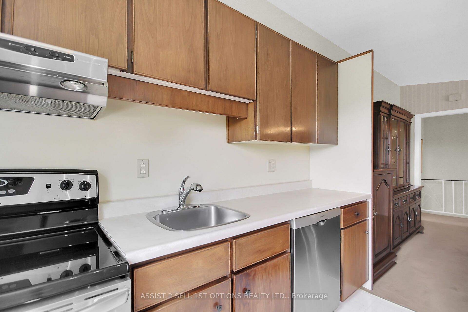 64 Sullivan Avenue Property Photo 14