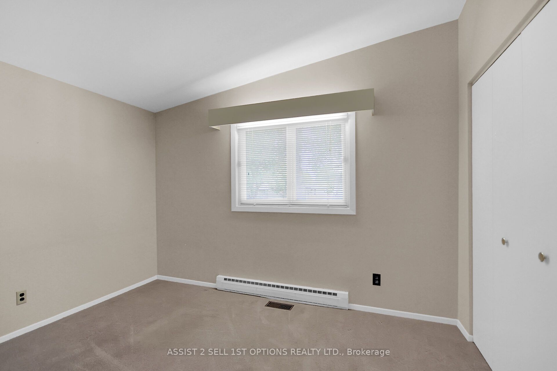 64 Sullivan Avenue Property Photo 18