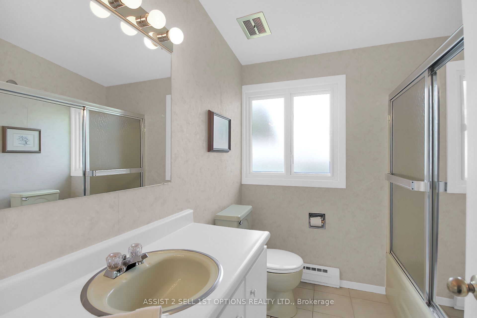 64 Sullivan Avenue Property Photo 20
