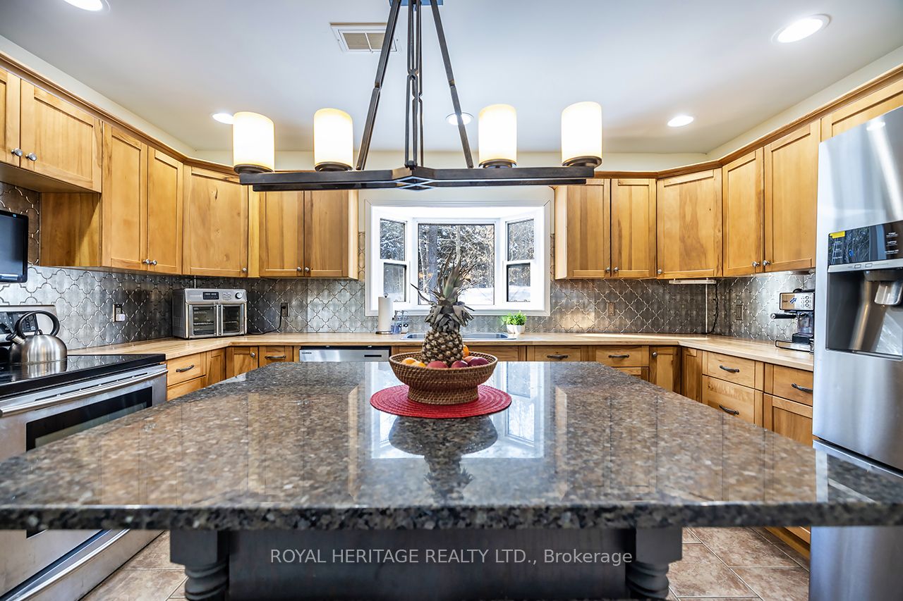 1030 Purbrook Road Property Photo 12