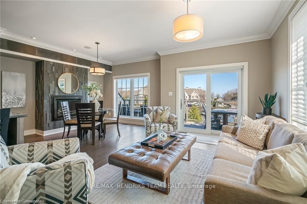 19 Lake Street 20 Property Photo 26