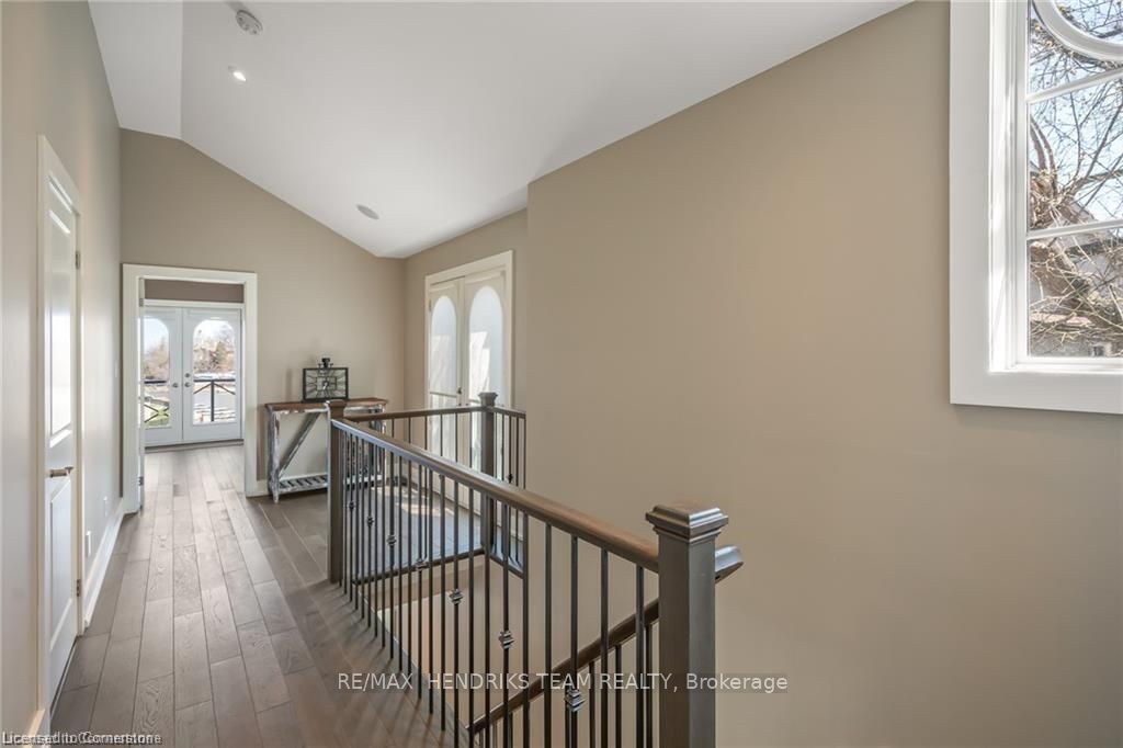 19 Lake Street 20 Property Photo 31