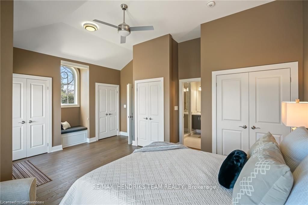 19 Lake Street 20 Property Photo 33
