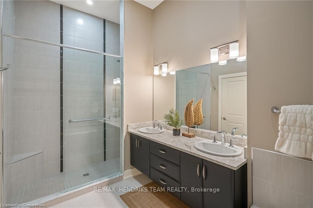 19 Lake Street 20 Property Photo 34