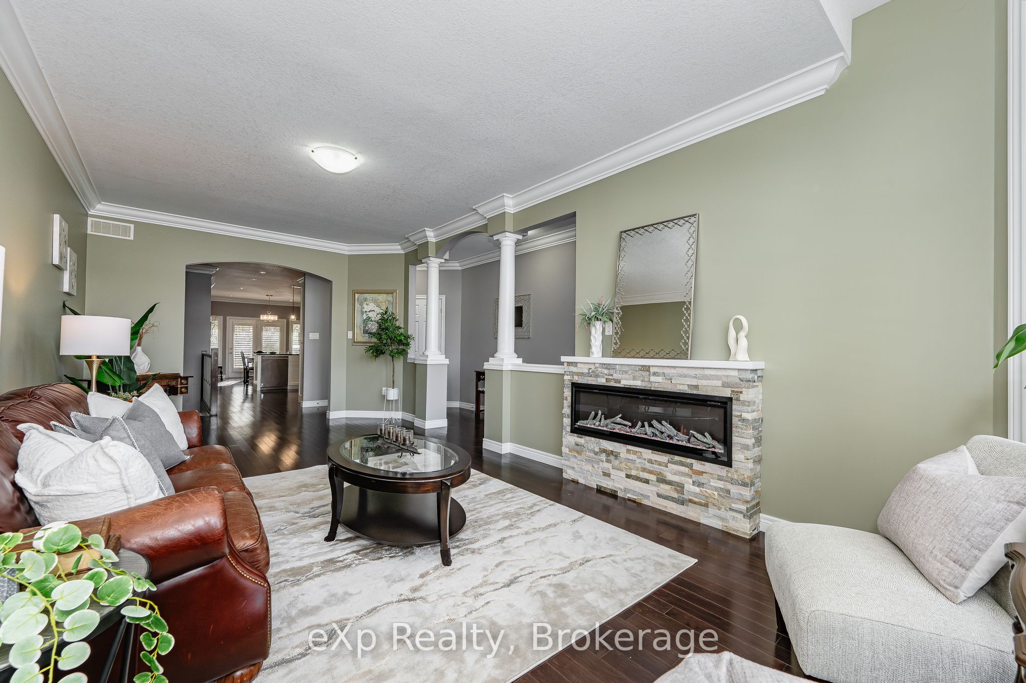 #5 - 19 Simmonds Drive Property Photo 8