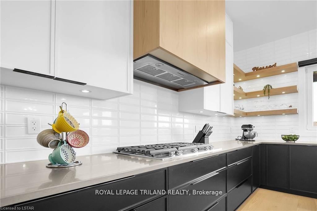 7353 Silver Creek Circle Property Photo 5