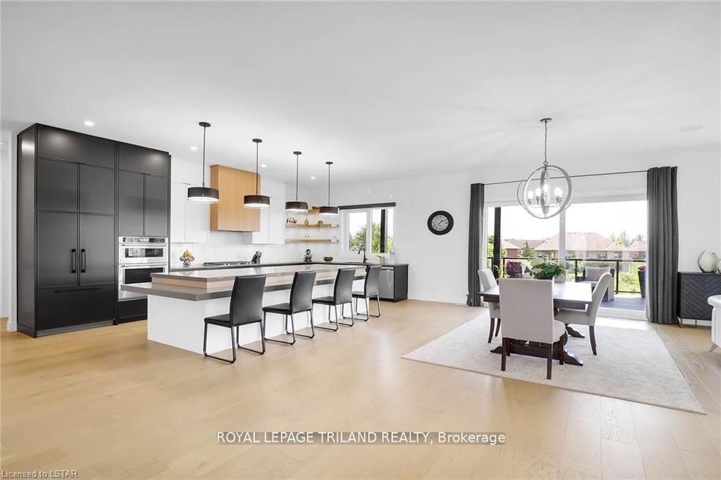 7353 Silver Creek Circle Property Photo 9