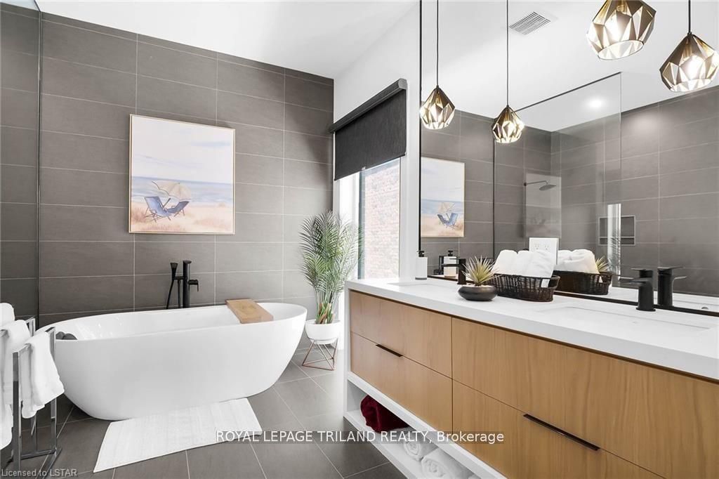 7353 Silver Creek Circle Property Photo 16