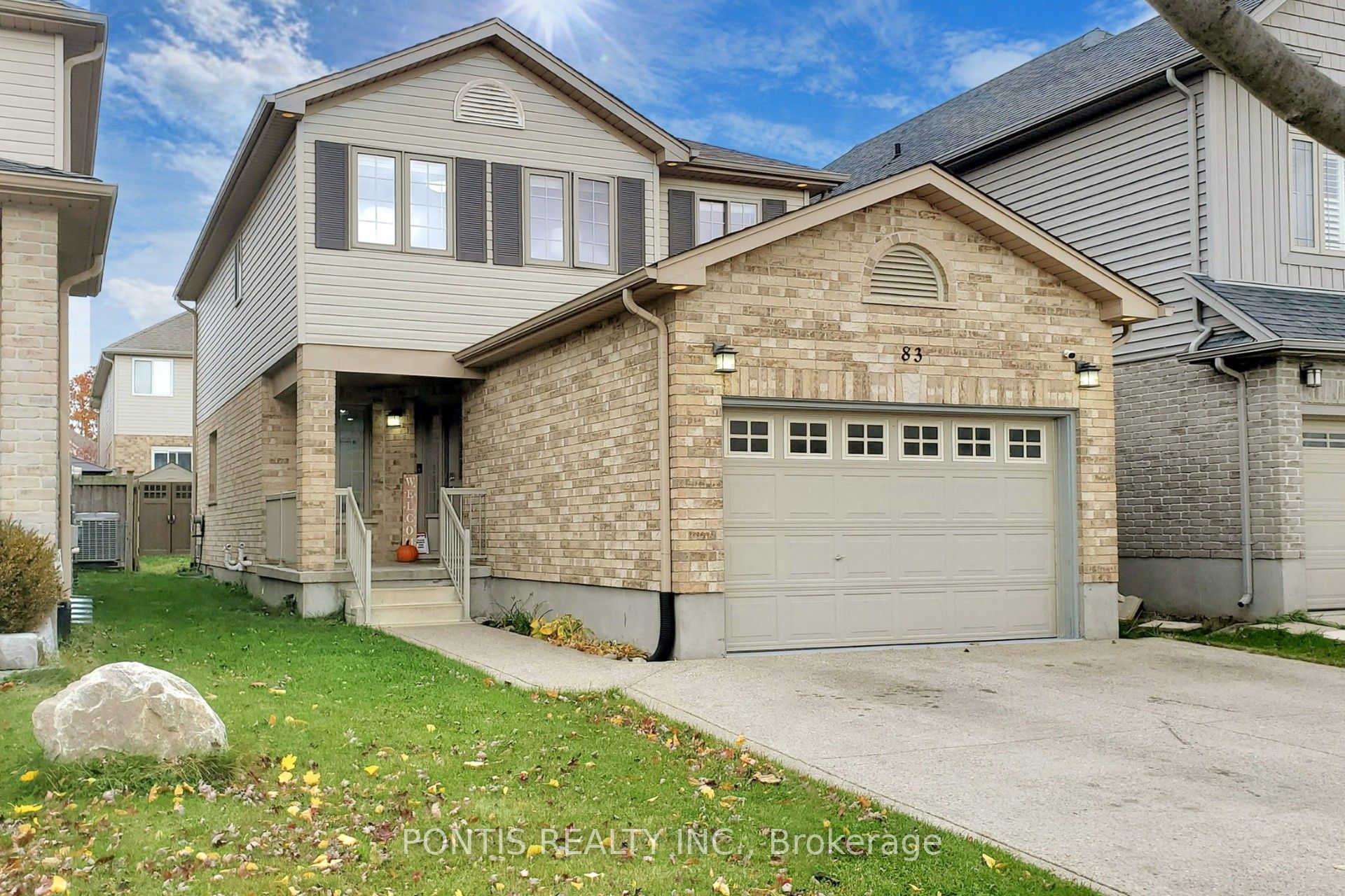 83 Hinrichs Crescent Property Photo 1