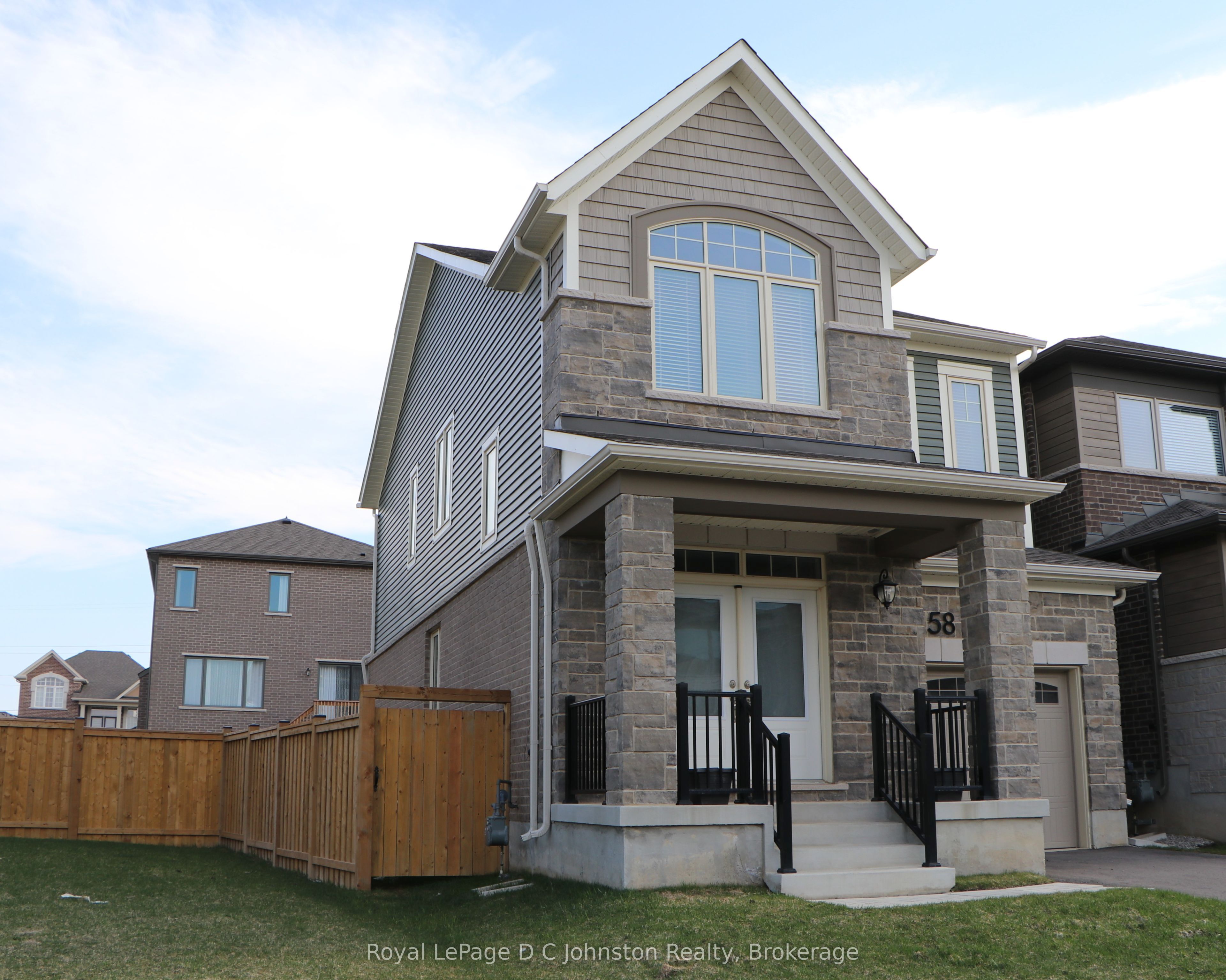 58 William Nador Street Property Photo 4