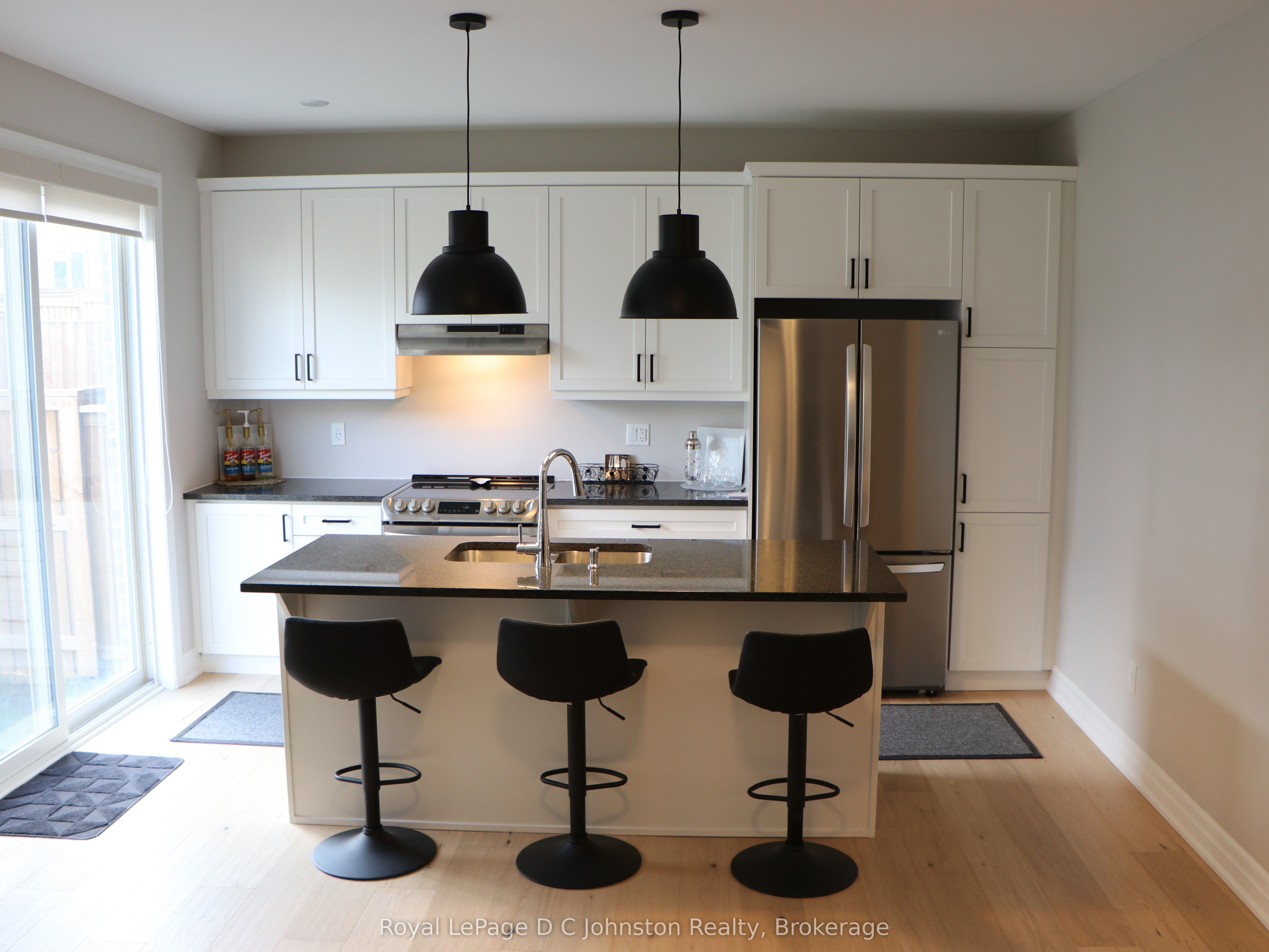 58 William Nador Street Property Photo 6