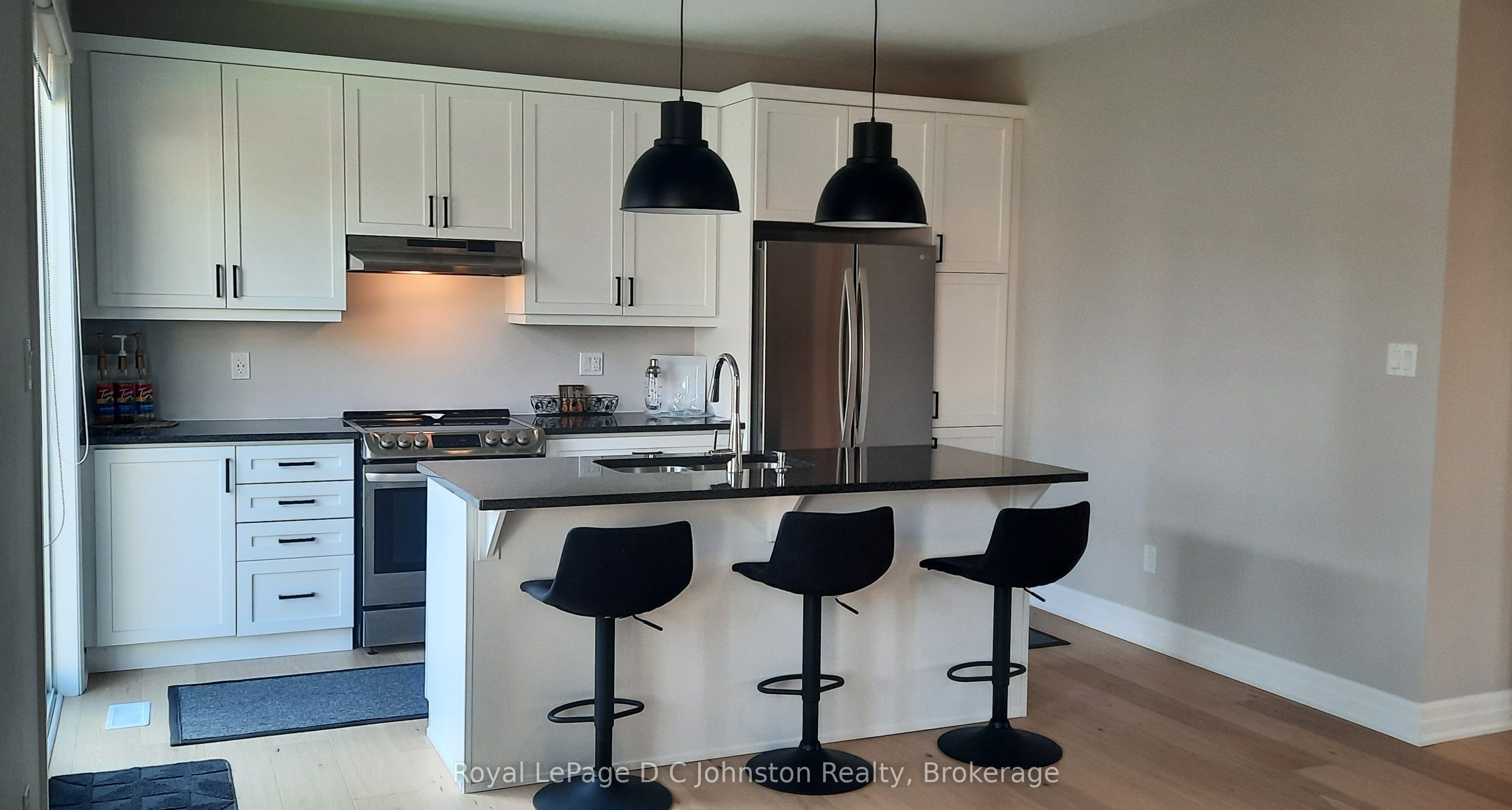 58 William Nador Street Property Photo 35