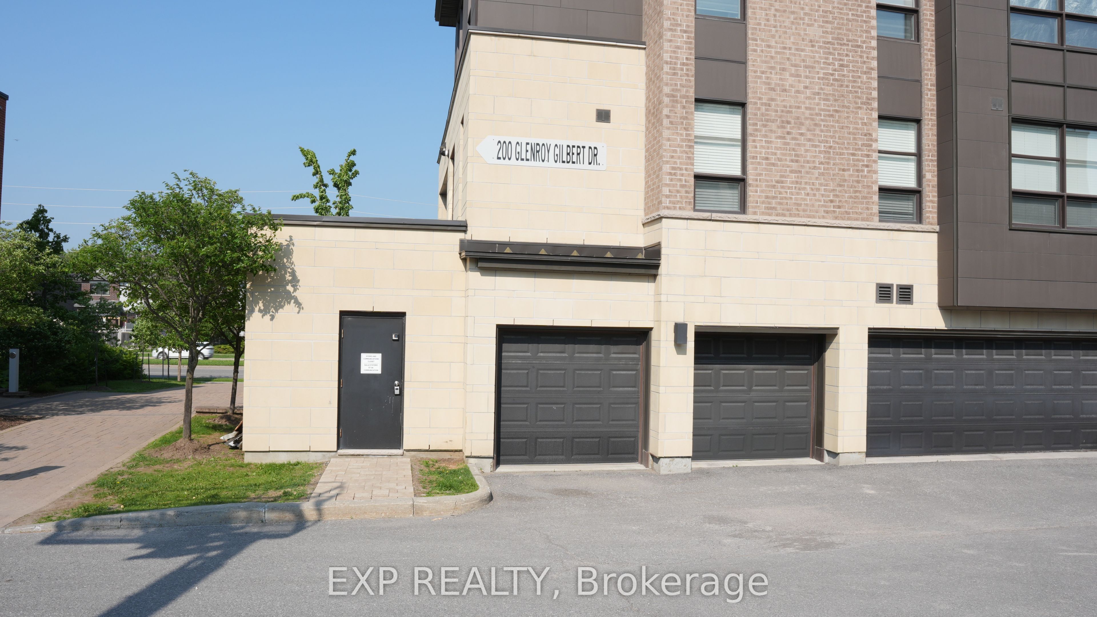 200 Glenroy Gilbert Drive 205 Property Photo 1