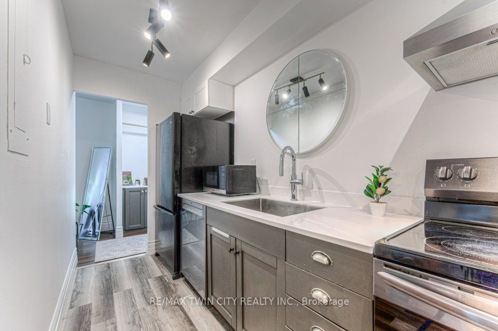 36 Hayhurst Road 367 Property Photo 12