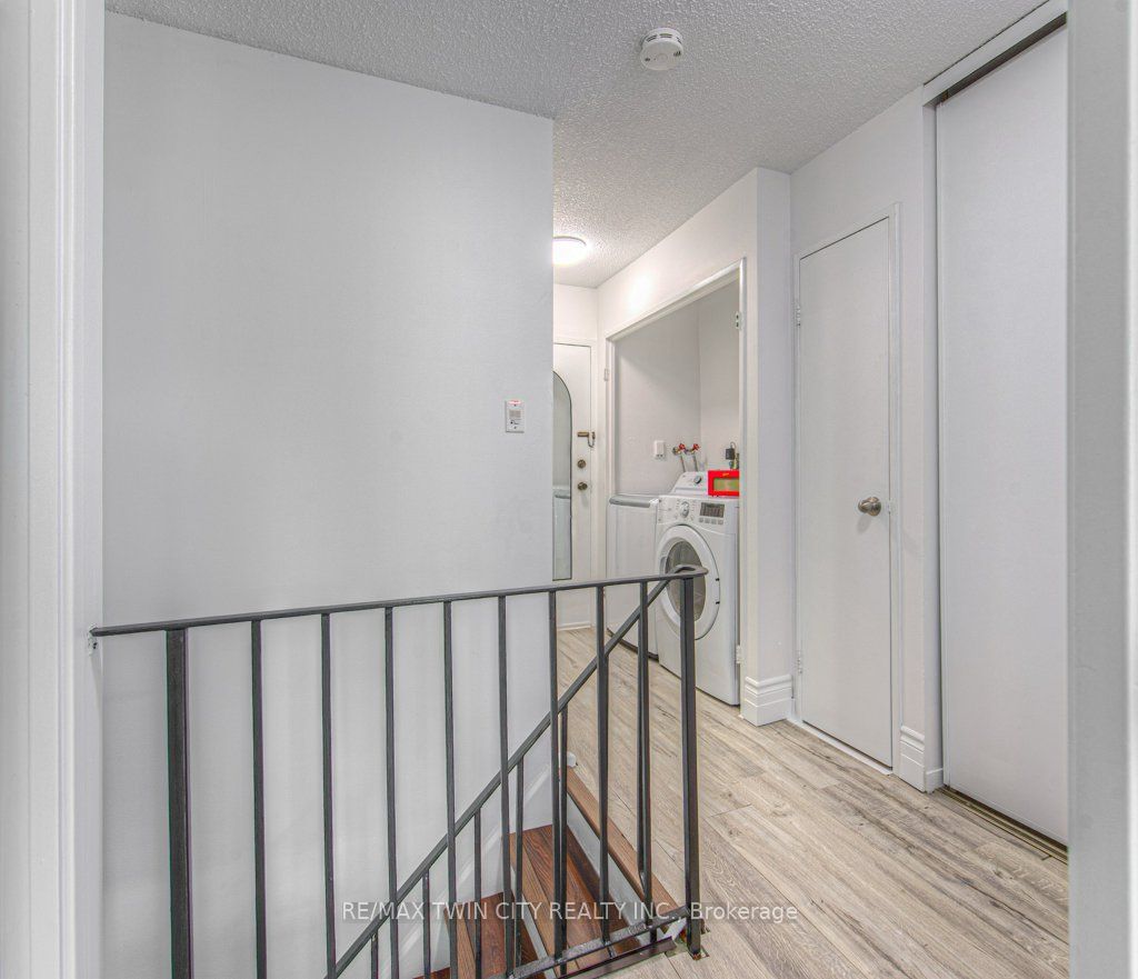 36 Hayhurst Road 367 Property Photo 13