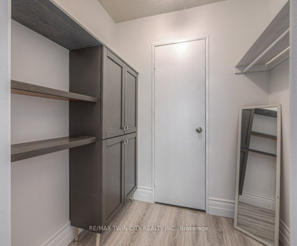 36 Hayhurst Road 367 Property Photo 17