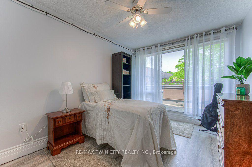 36 Hayhurst Road 367 Property Photo 18