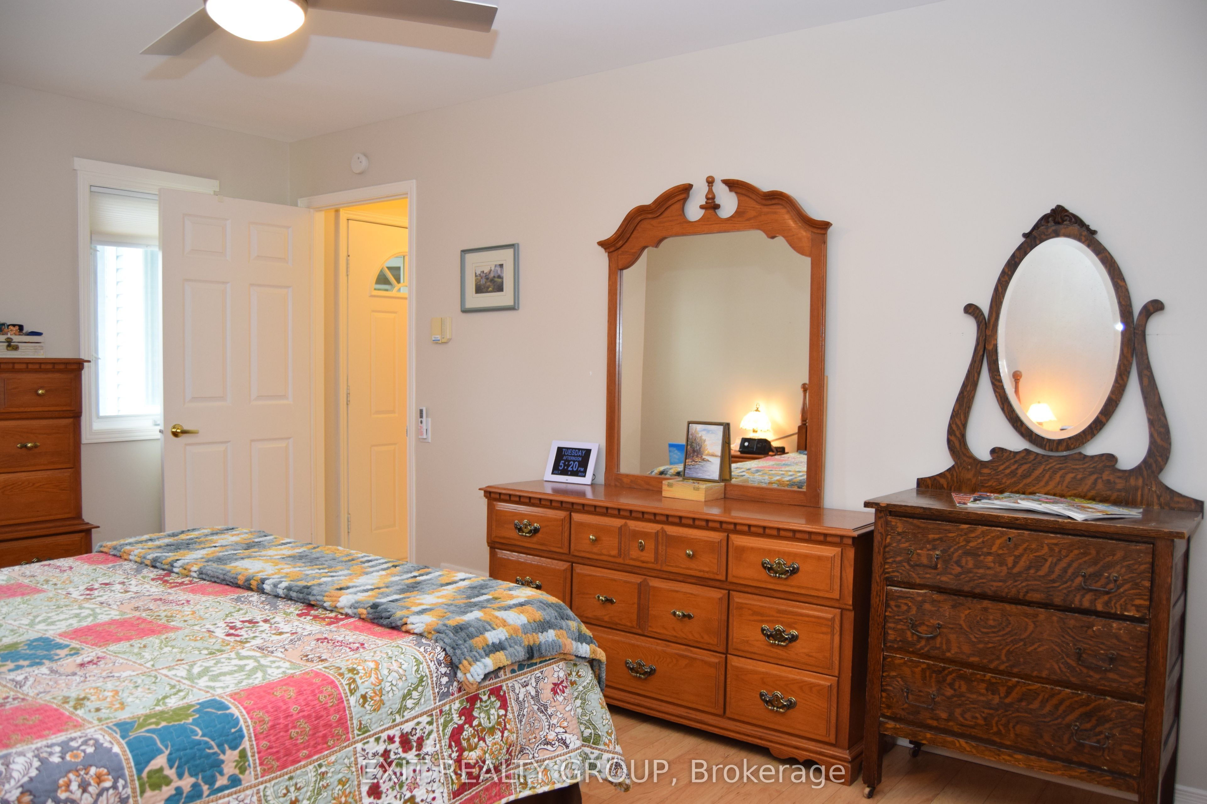 9 Empire Boulevard Property Photo 13