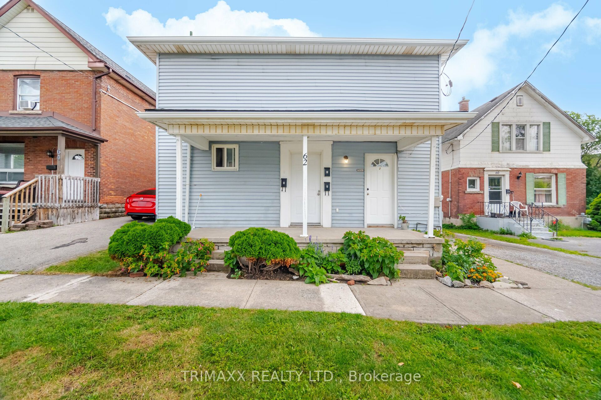 62 Pine Street N Property Photo 1