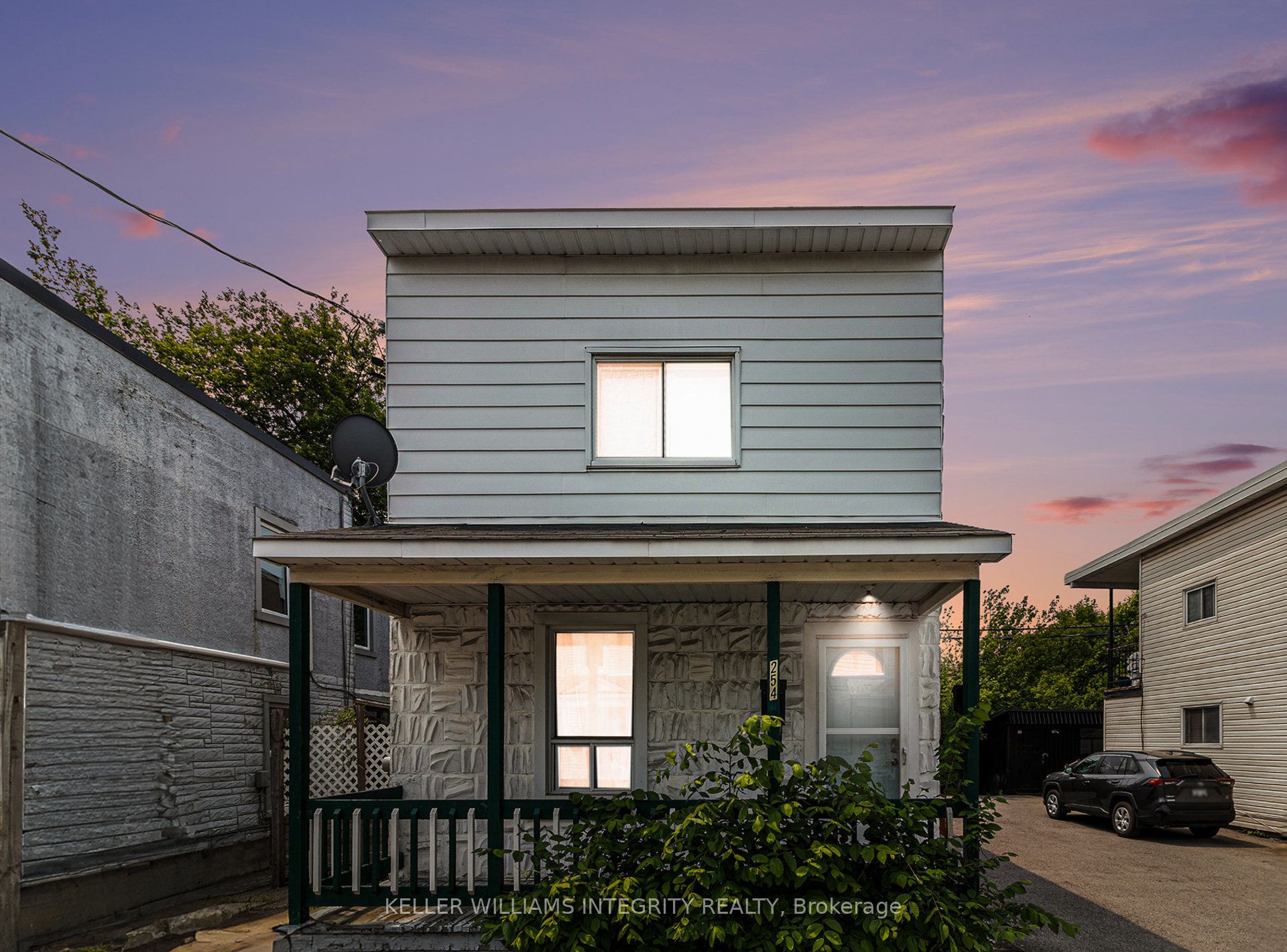254 Emond Street Property Photo 1