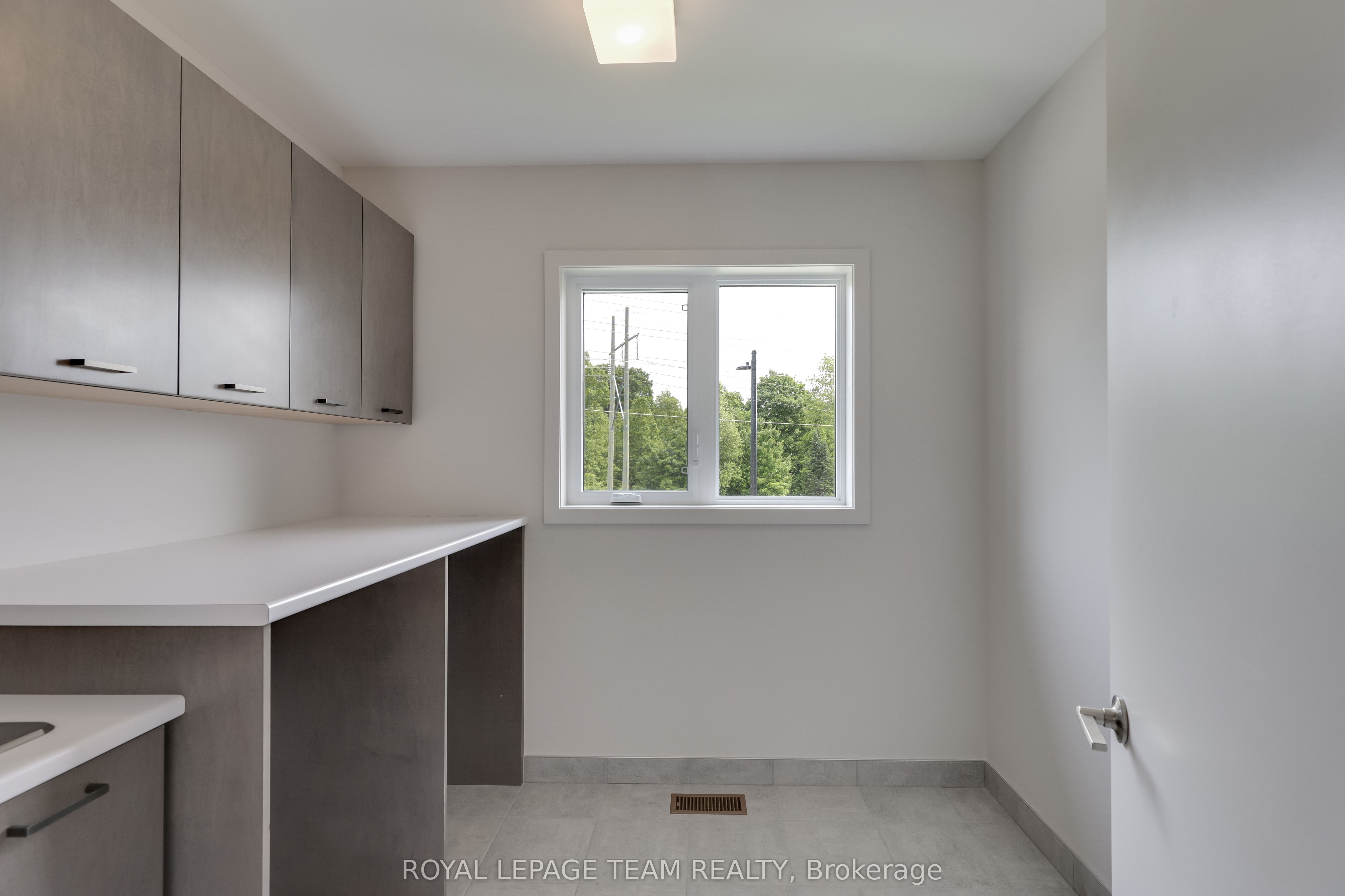 130 Iron Bridge Place Property Photo 33