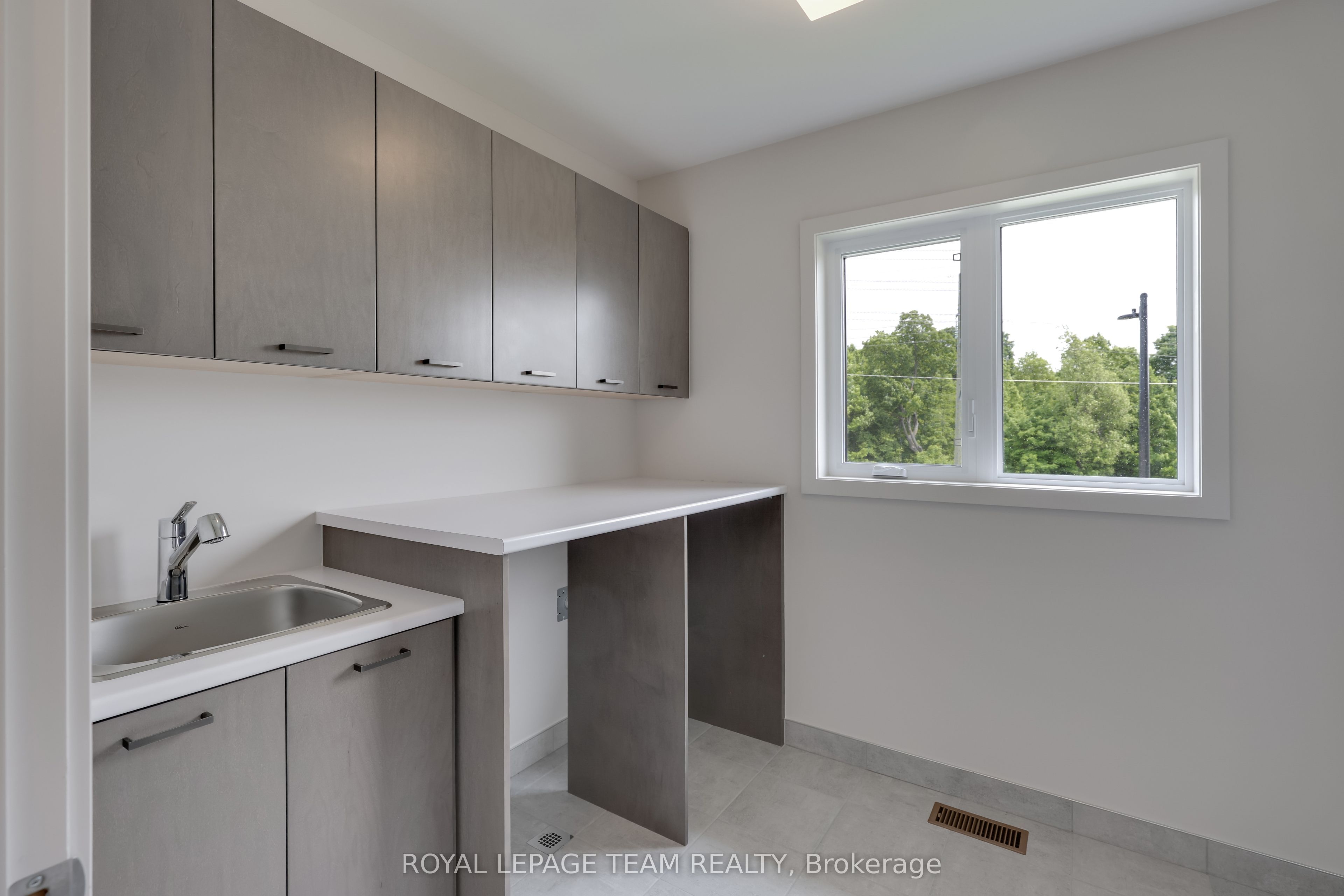 130 Iron Bridge Place Property Photo 34