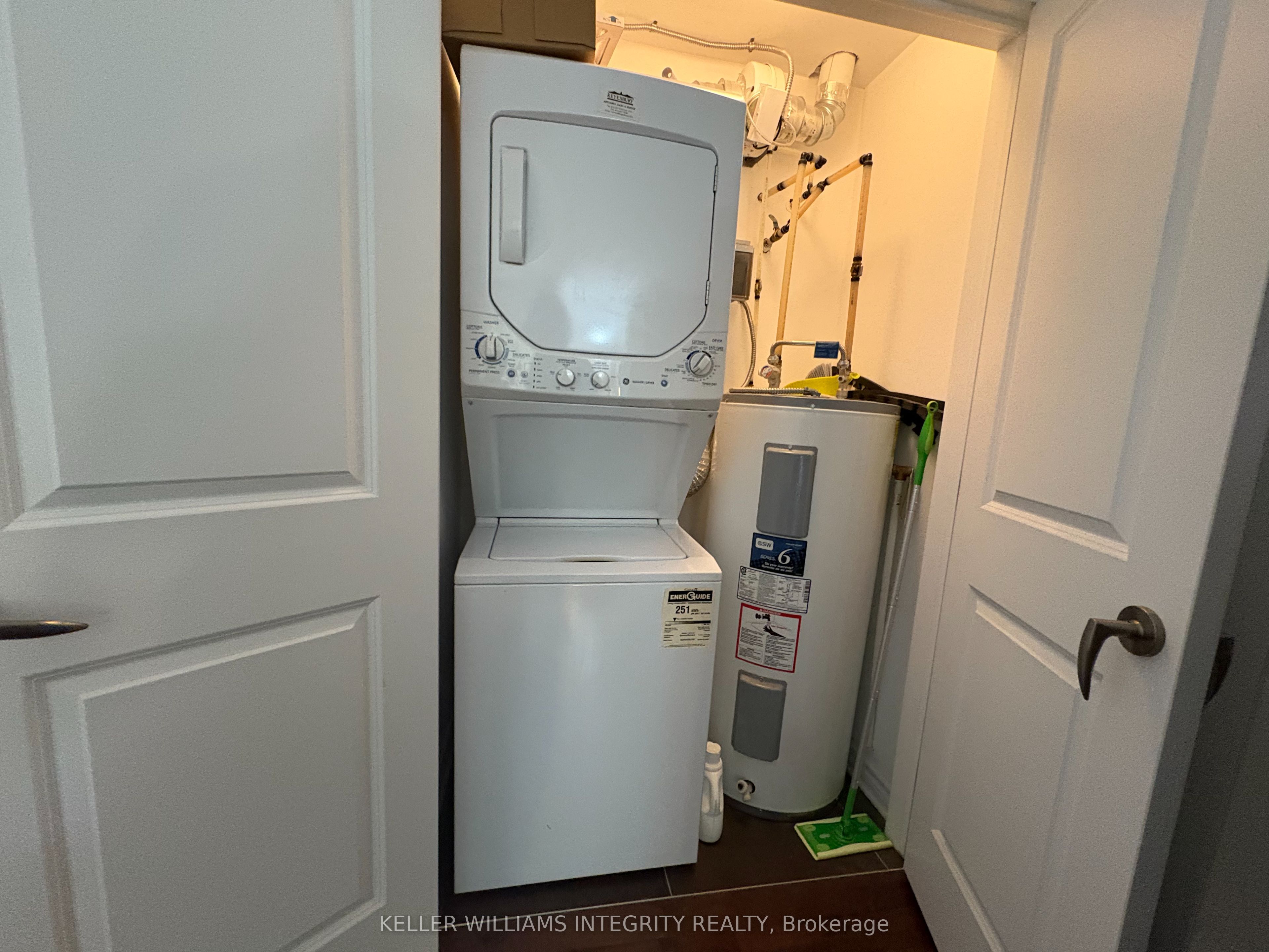 429 Kent Street 103 Property Photo 10