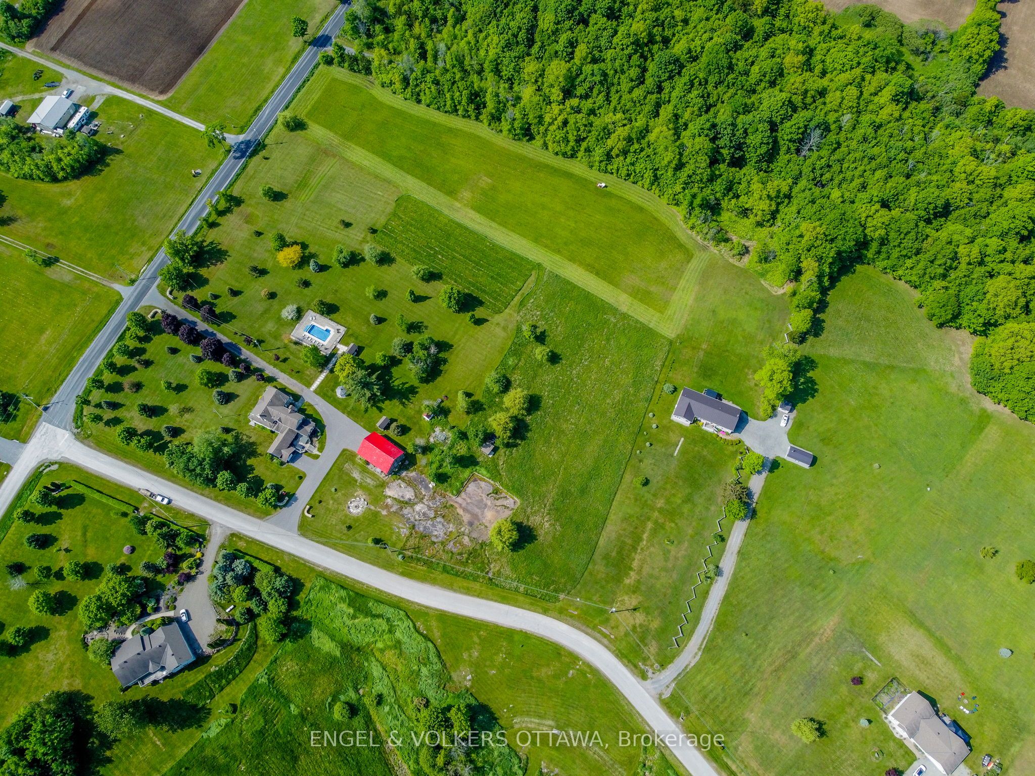 00 Horace Drive Property Photo 9