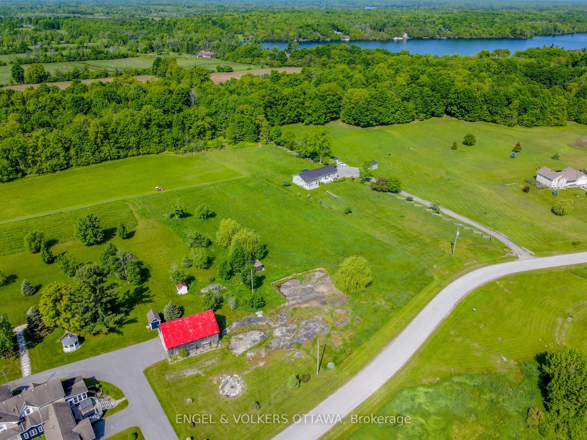 00 Horace Drive Property Photo 19