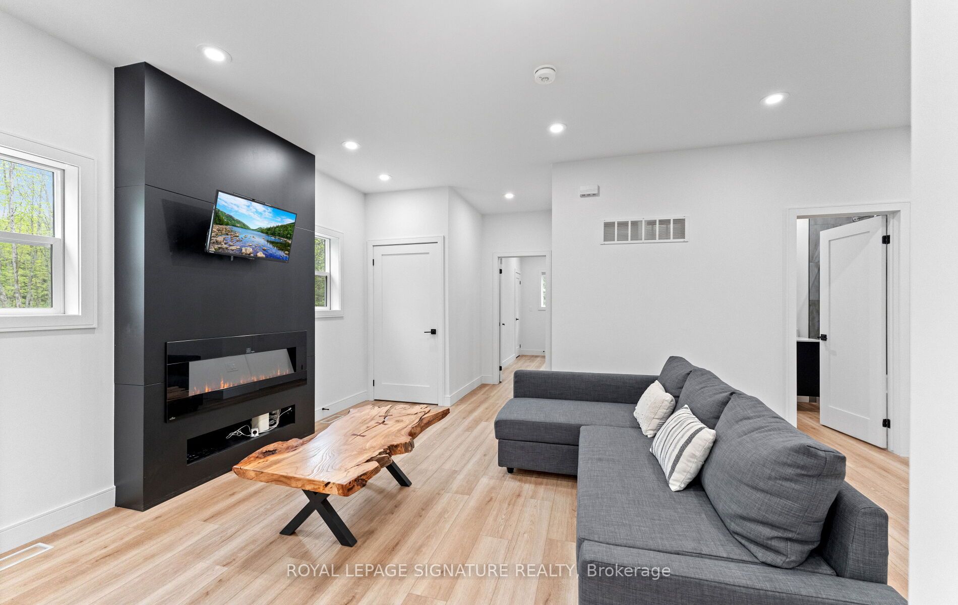 44 Sunnyshore Park Drive Property Photo 10