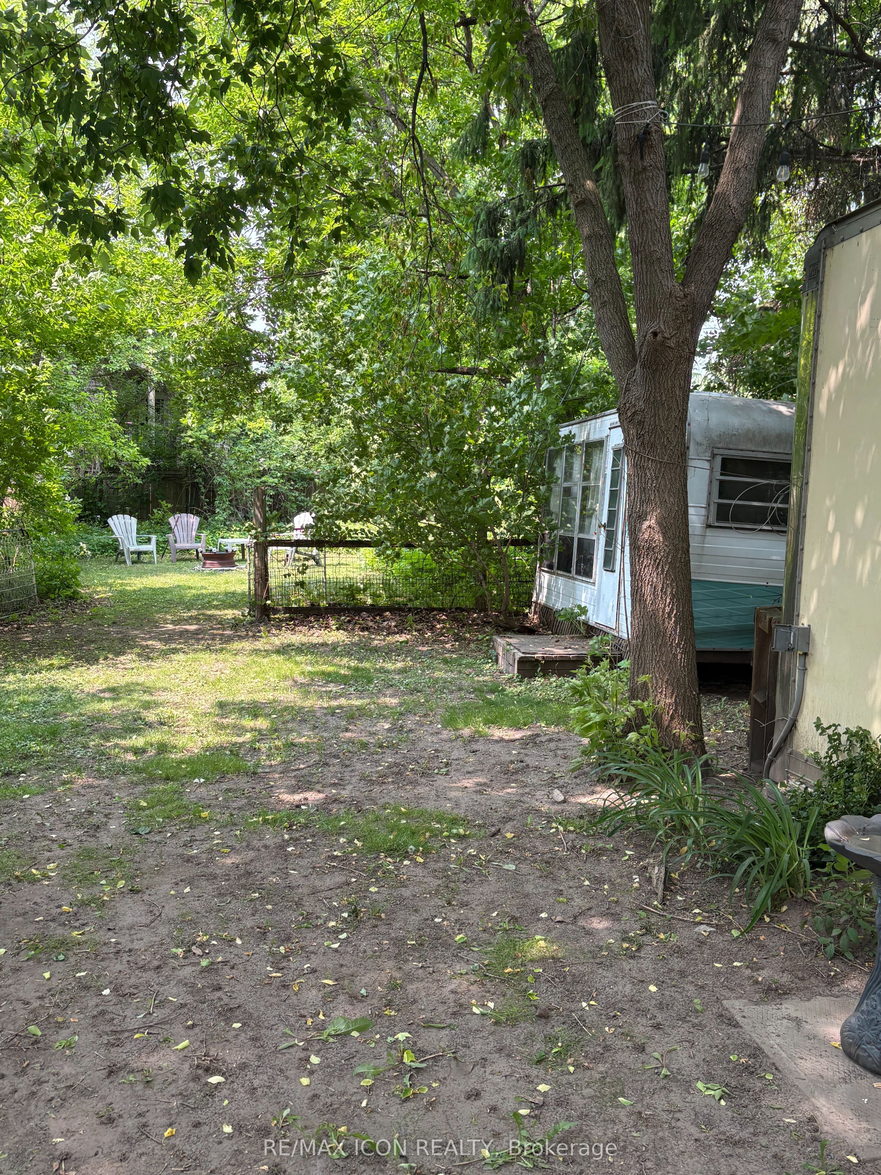 320 Guelph Street Property Photo 17