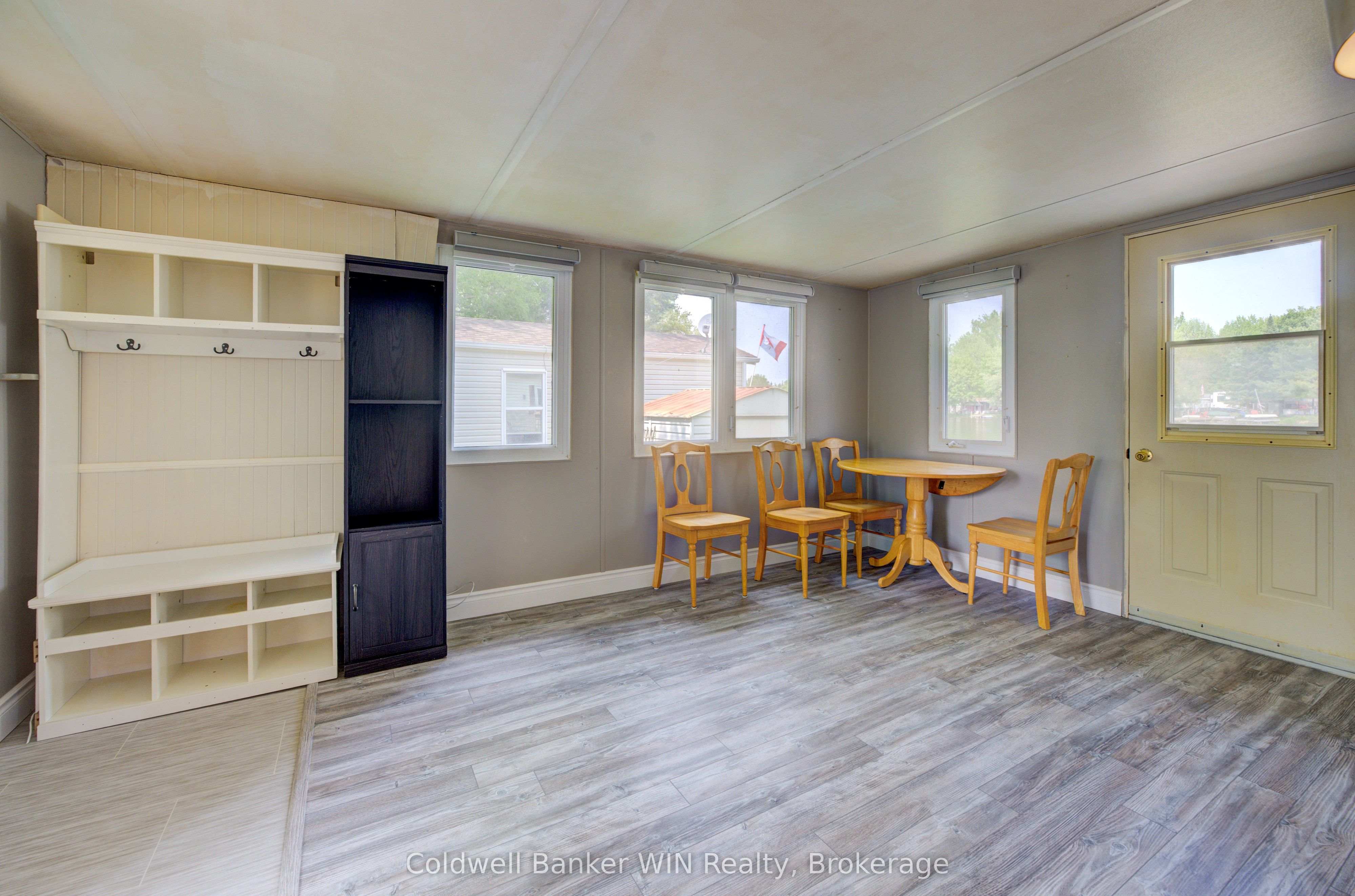 72 Lakeside Property Photo 6