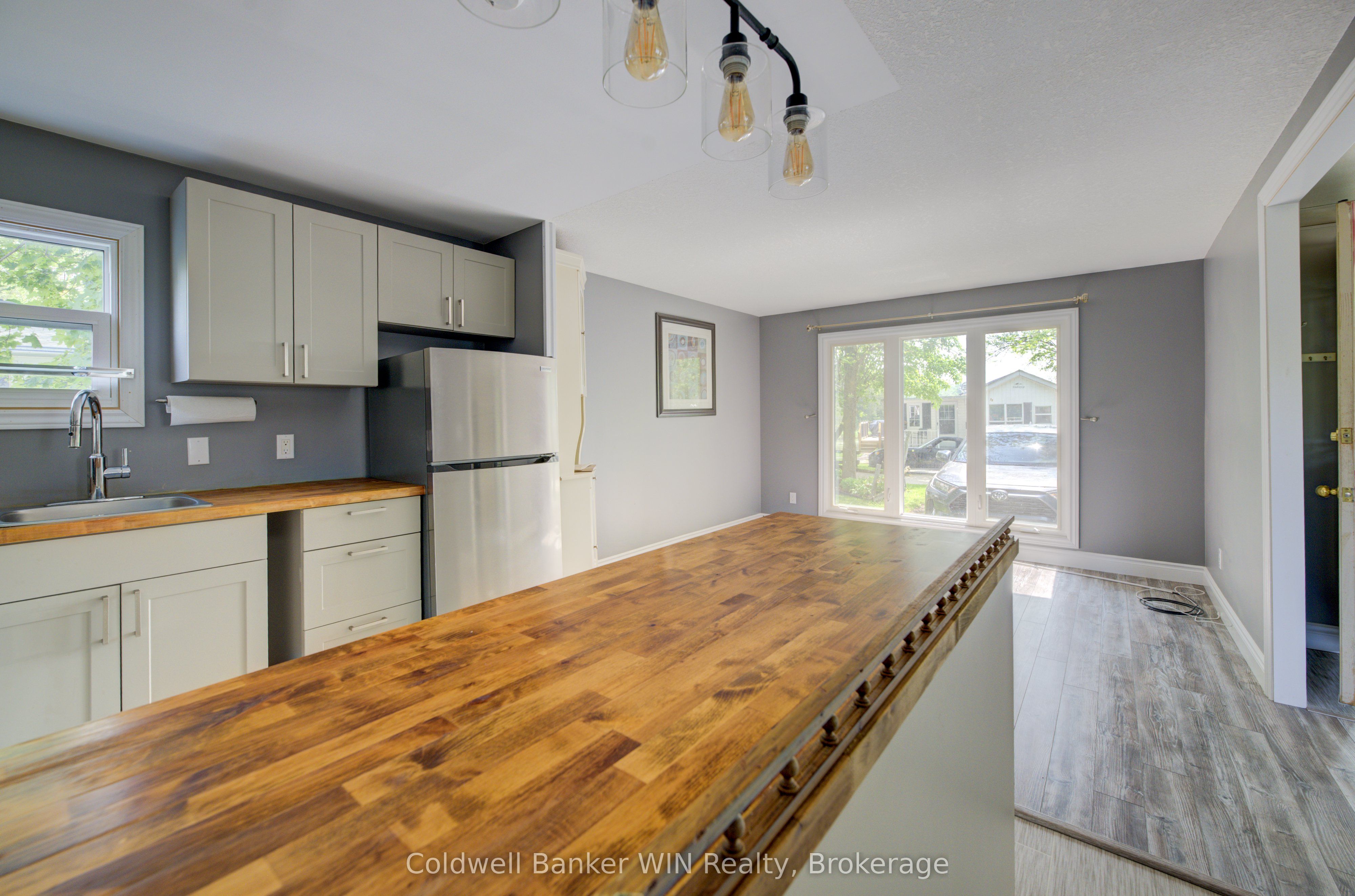72 Lakeside Property Photo 18