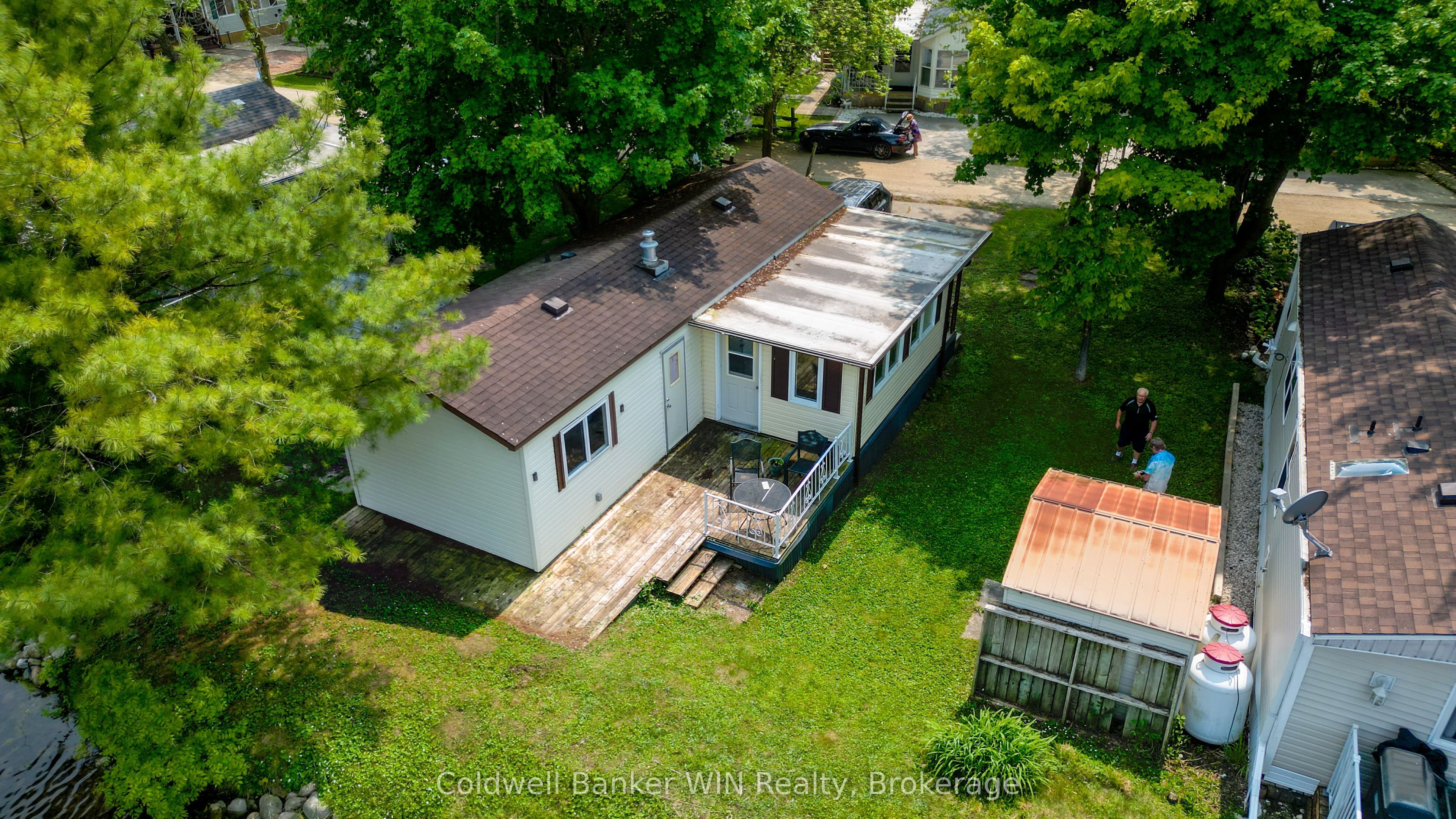 72 Lakeside Property Photo 32