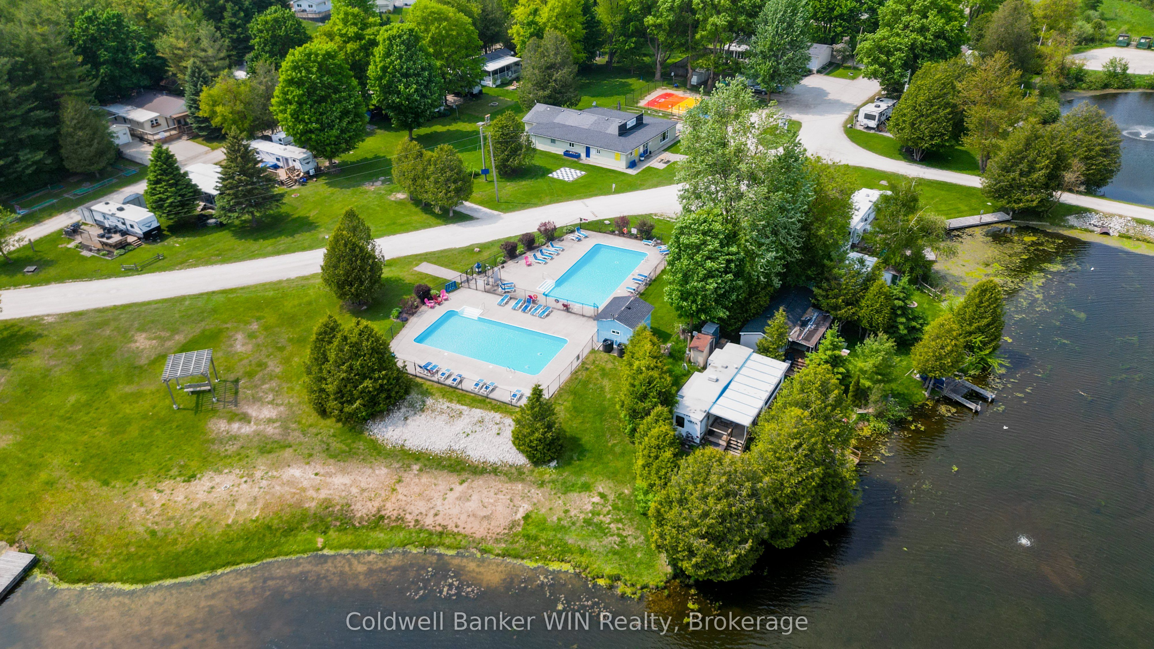72 Lakeside Property Photo 40