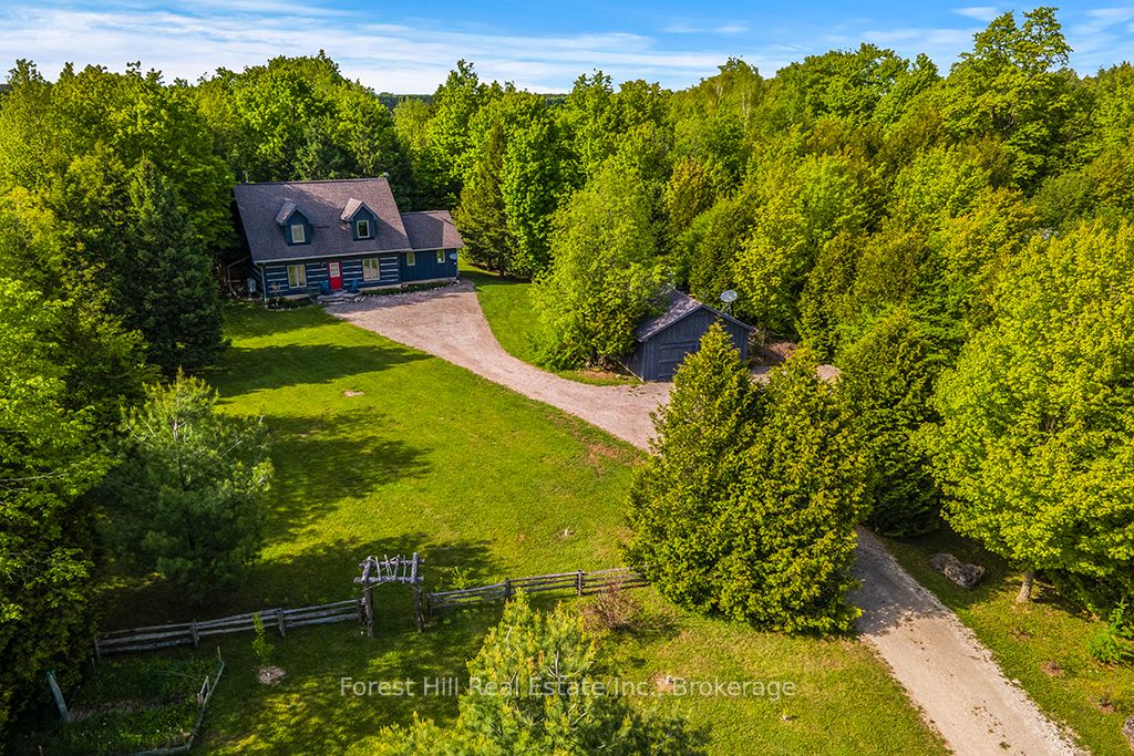 447151 10th Concession Property Photo 1