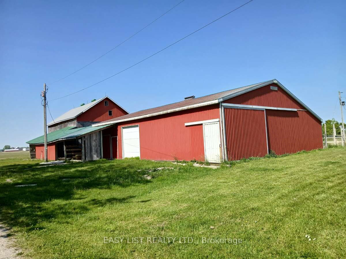 4792 Langbank Line Property Photo 1