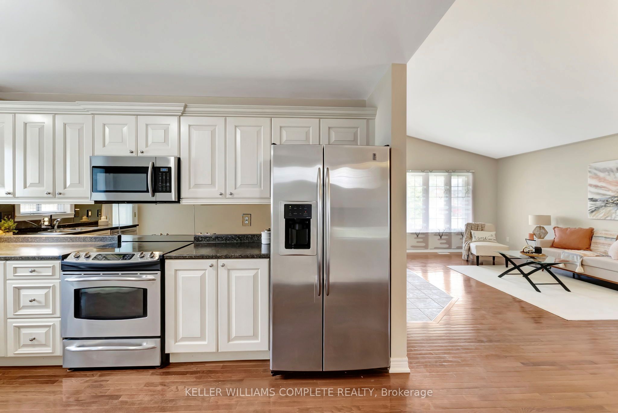 25 Mapleview Drive Property Photo 15