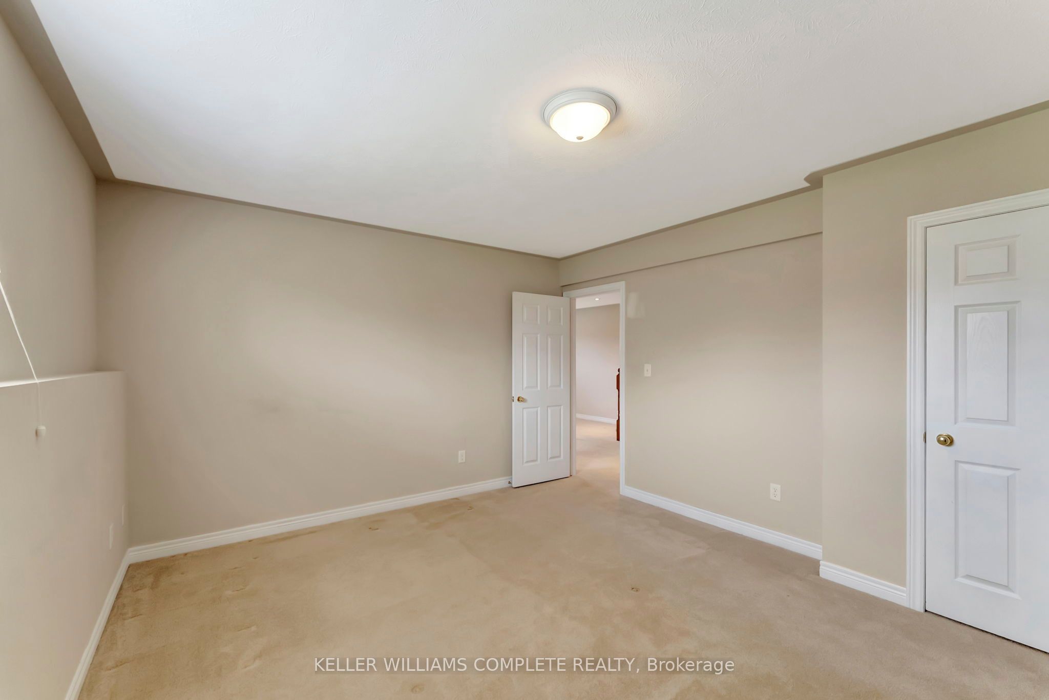 25 Mapleview Drive Property Photo 30