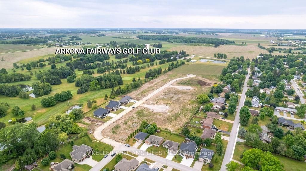 25 Alexander Gate Property Photo 5